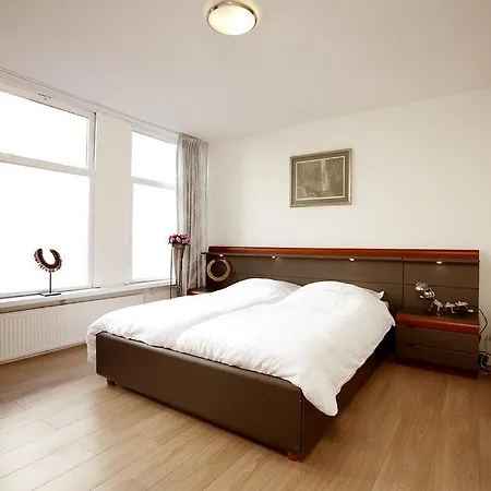The Dam Square Harrison Apartman